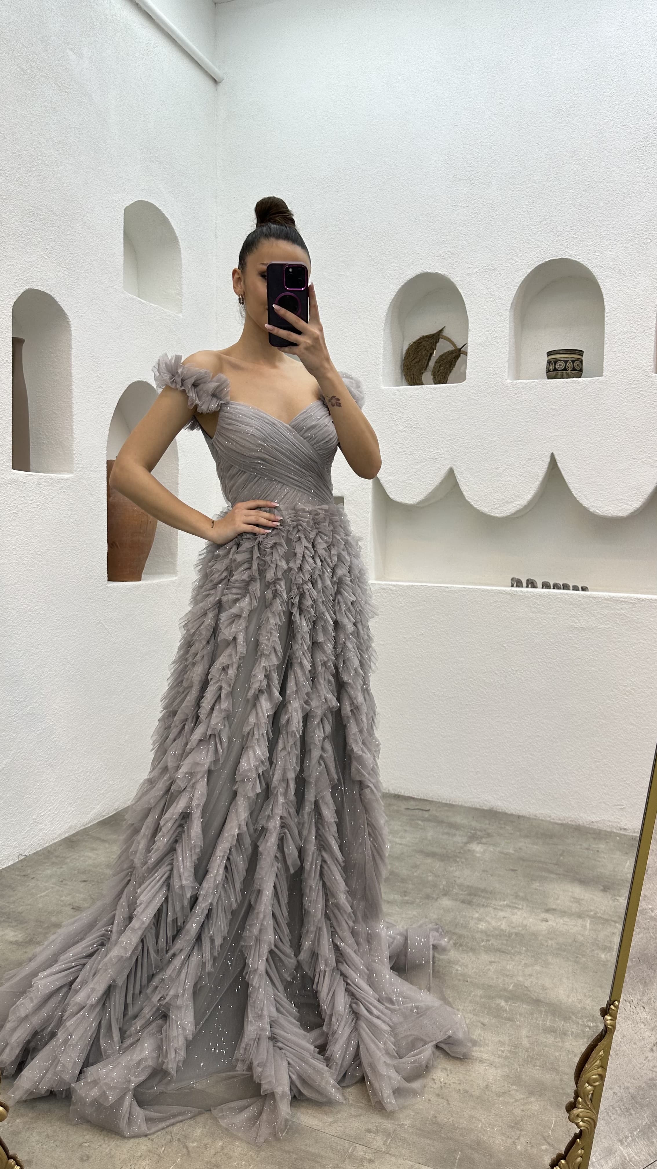 Gray Tulle Design Detail Evening Dress