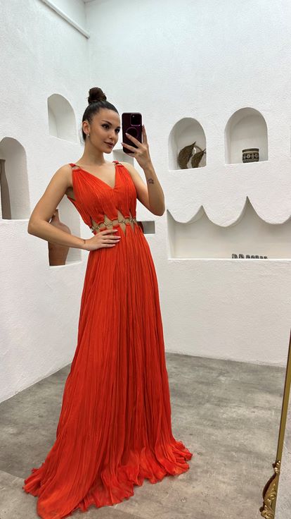 Orange Pleated Chain Detail Design Evening Dress