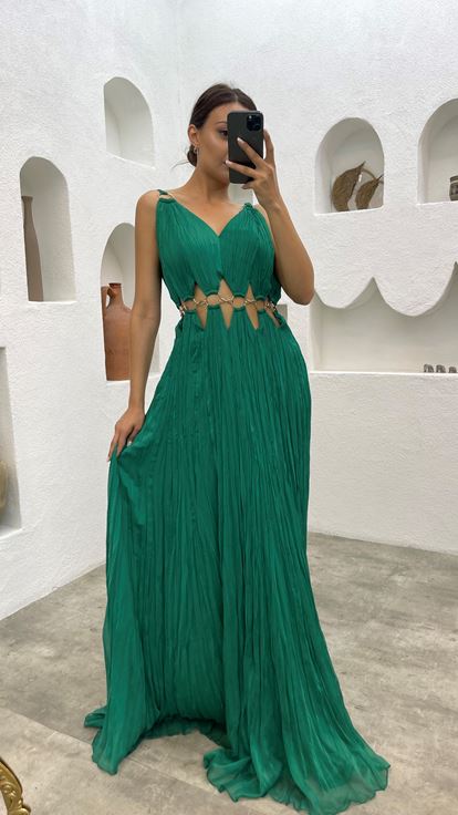 Emerald Pleated Chain Detail Design Evening Dress