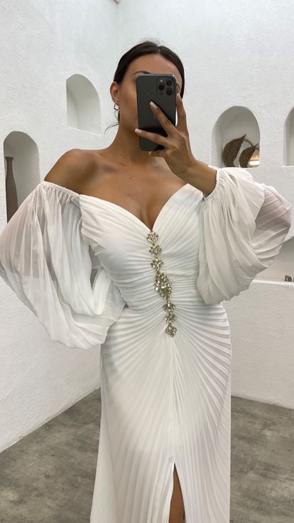 White Pleated Front Brooch Detail Design Evening Dress