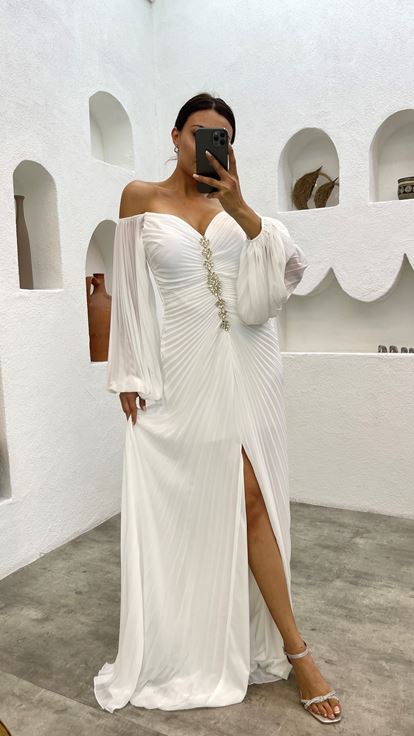 White Pleated Front Brooch Detail Design Evening Dress