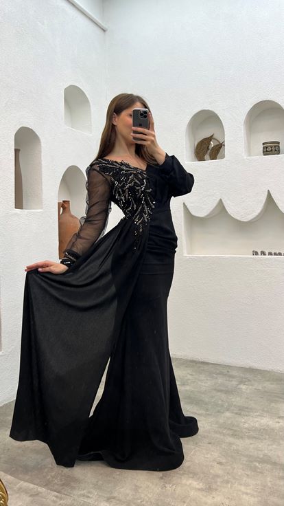 Black Single Sleeve Tulle Slit Design Plus Size Evening Dress