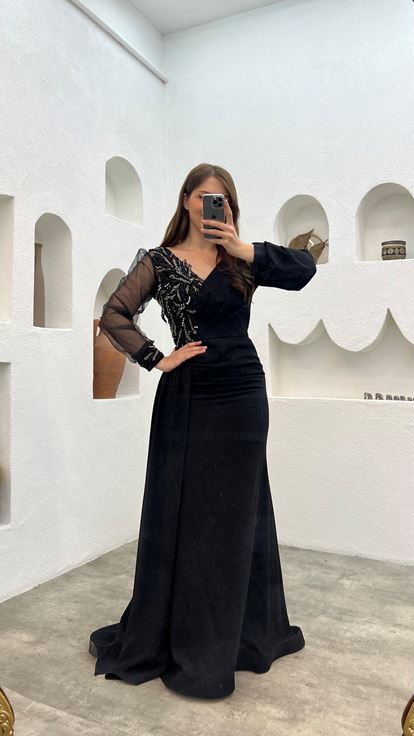 Black Single Sleeve Tulle Slit Design Plus Size Evening Dress