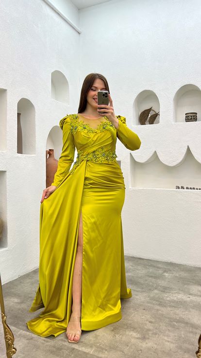 Petto giallo ricamato raso plus size abito da sera