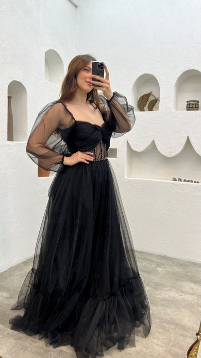 Black Waist Embroidered Detail Tulle Design Evening Dress
