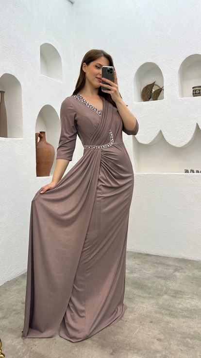 Rose séchée Demi-manches Brodée Plus Taille Robe de soirée