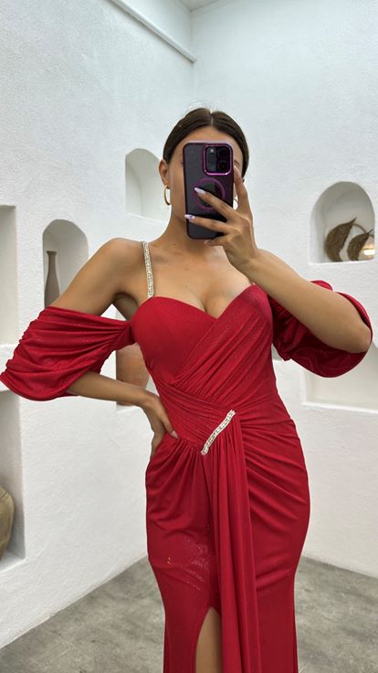 Vestido de noche con detalle de cintura con manga globo con correa de cuerda roja