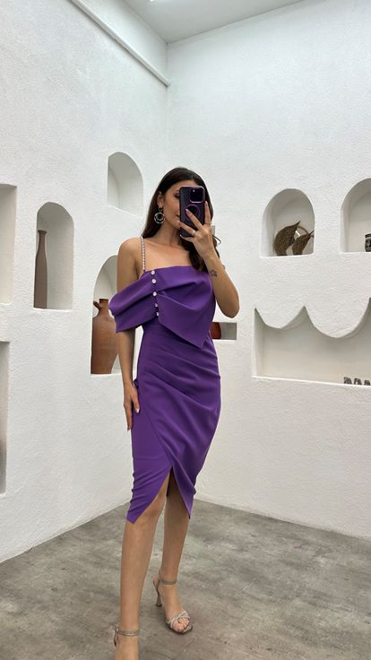 Vestido De Noche De Perlas Lilas Y Abotonadas Con Tirantes De Cuerda