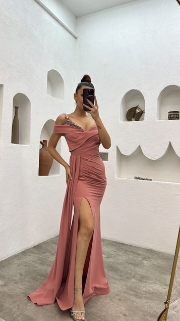 Polvere corda cinturino petto pietra abito da sera