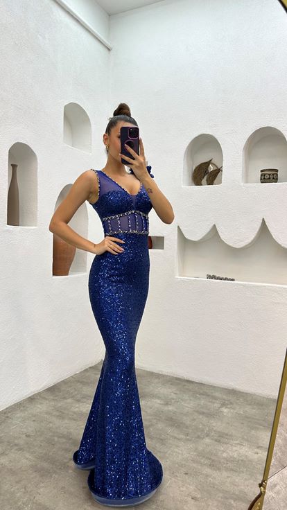 Saks Abito da sera in paillettes trasparente di paillettes