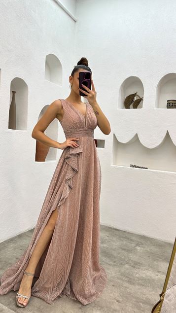 Robe de soirée beige paillettes mouchetées