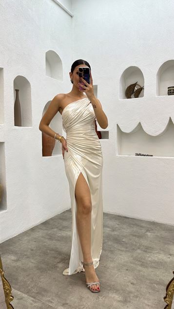 White One Shoulder Embroidered Detail Draped Design Evening Dress