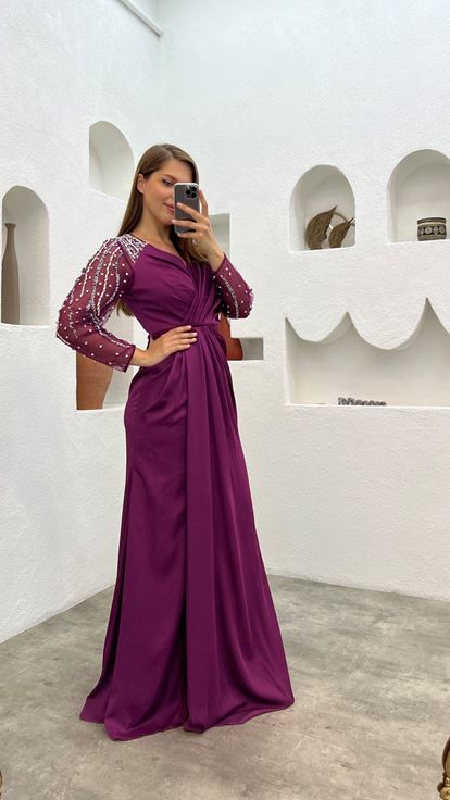 Fuşya Drapeli Kolları Tül İşlemeli Saten Büyük Beden Abiye Elbise