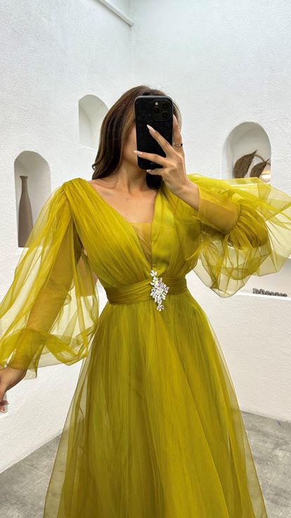 Sarı Balon Kol Broş Detay Tül Abiye Elbise