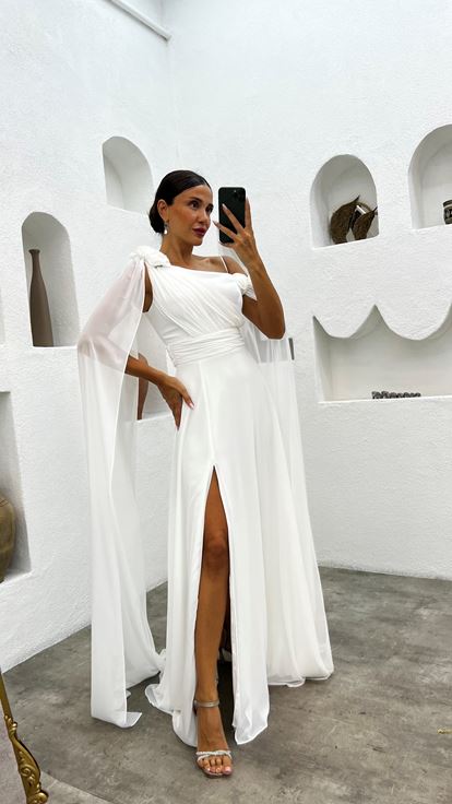 Beyaz Tek Omuz Gül Detay Abiye Elbise