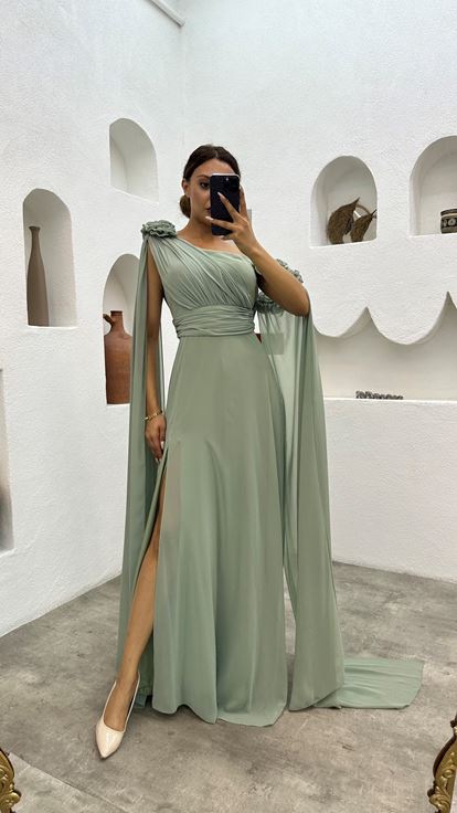 Verde menta One Shoulder Rose Dettaglio Abito da sera