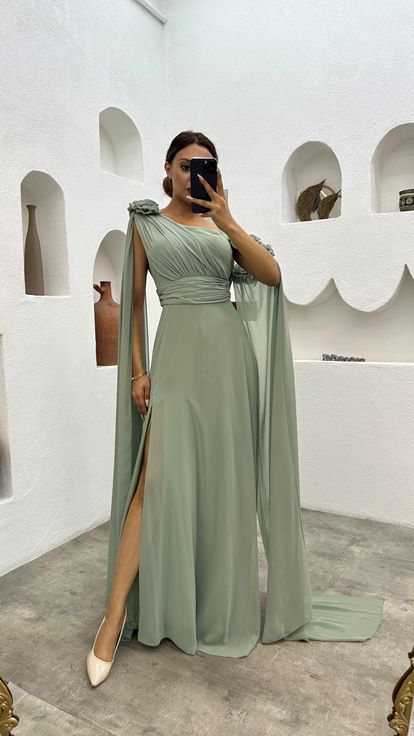 Verde menta One Shoulder Rose Dettaglio Abito da sera