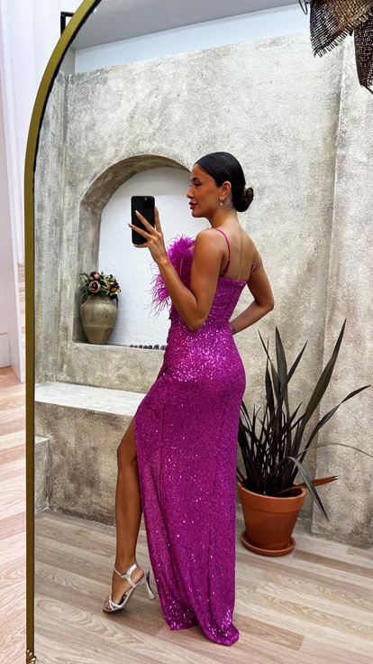 Fucsia Petto piumato trasparente dettaglio paillettes abito da sera