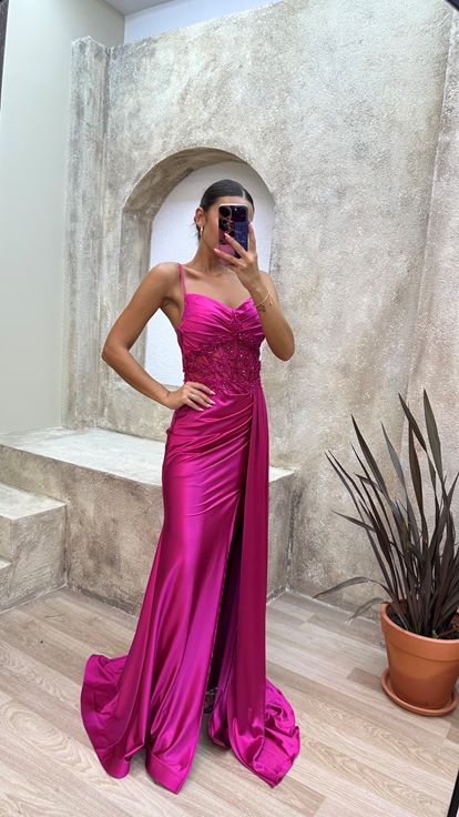 Fuchsia Corde Strap Taille Détail Drapé Satin Robe de soirée