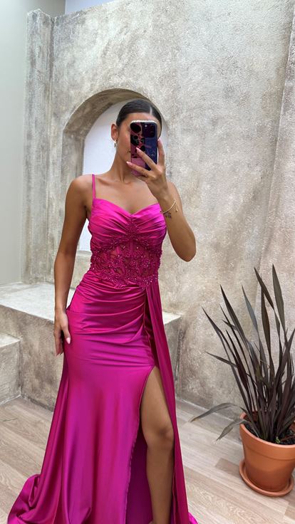 Fuchsia Corde Strap Taille Détail Drapé Satin Robe de soirée