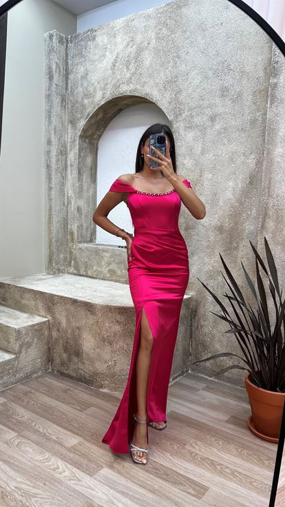 Fuşya Straplez Drapeli Saten Abiye Elbise
