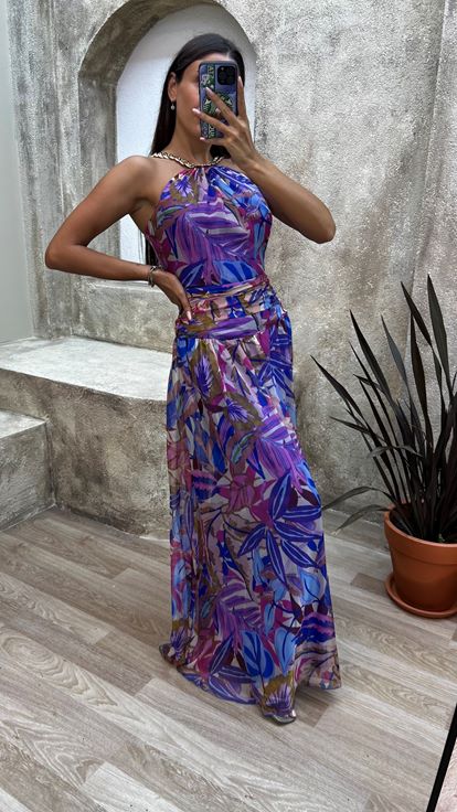 Robe à motifs à motifs de chaîne à col bleu