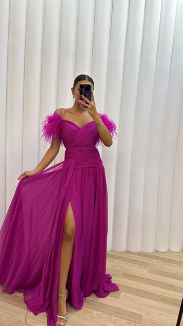 Fuchsia Rope Strap Shoulders Feathered Tulle Evening Dress