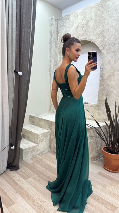Emerald Bust Crepe Detail Evening Dress