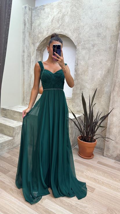 Emerald Bust Crepe Detail Evening Dress