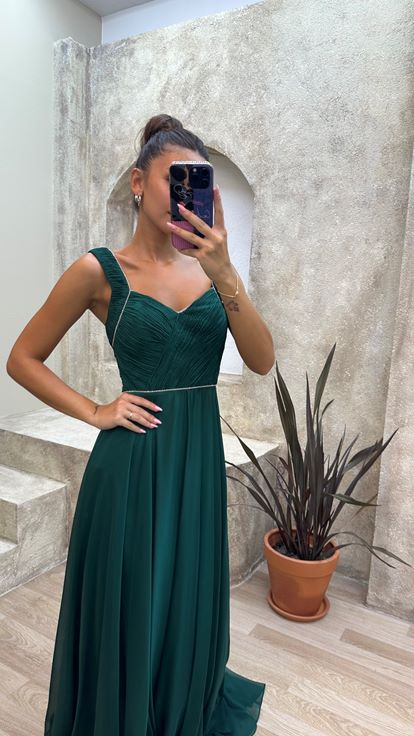 Emerald Bust Crepe Detail Evening Dress