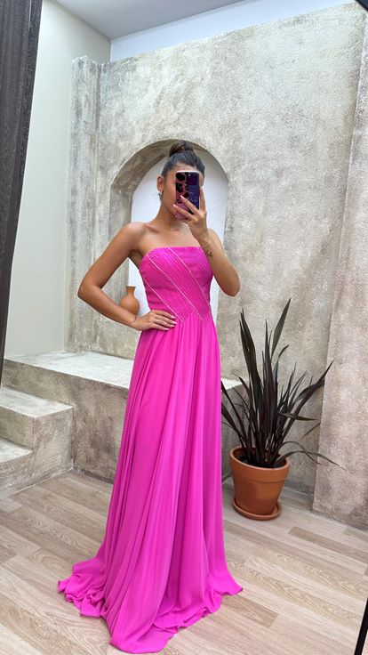 Robe de soirée rose bustier