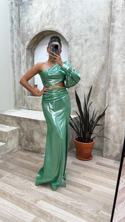 Yeşil Tek Omuz Bel Zincirli Abiye Elbise