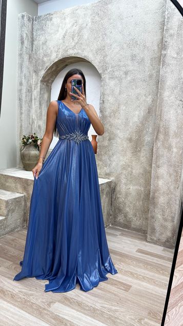 Mavi Sırt Detay Drapleli Beli Taş İşlemeli Tasarım Abiye Elbise