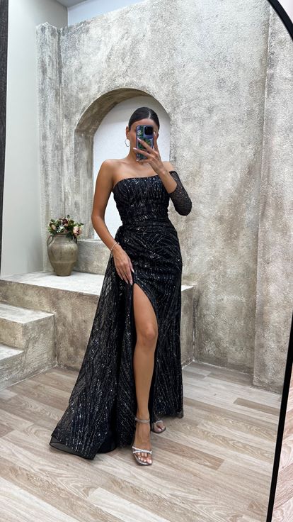 Black Strapless Single Sleeve Embroidered Detail Design Evening Dress