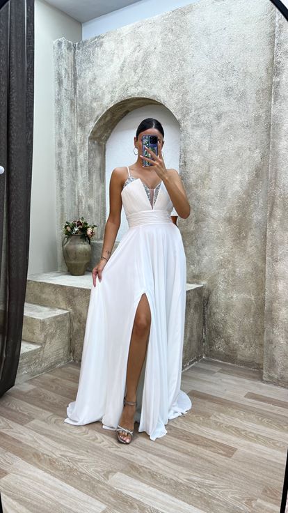 Beyaz  İp Askılı Göğsü Taş Detay Abiye Elbise