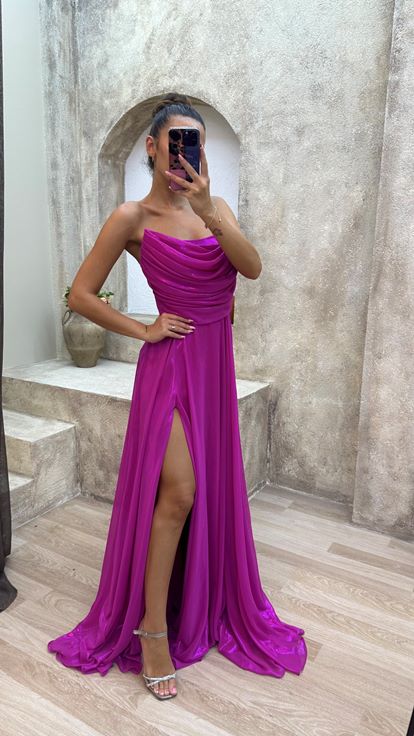 Fuchsia Strapless Detail Pleated Design Satin Evening Dress