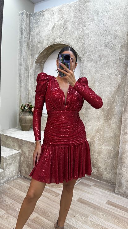 Kırmızı V Yaka Omuzlar Balon Pul Payet Mini Elbise