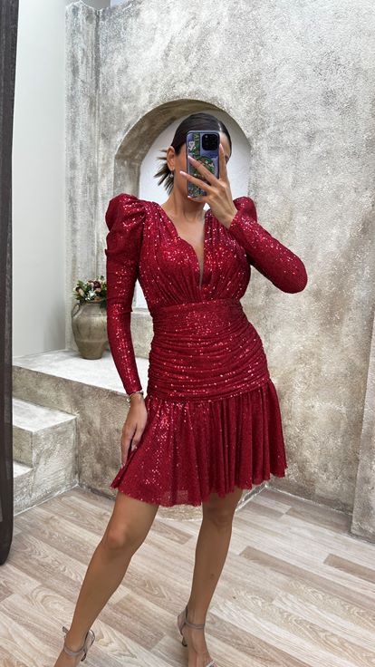 Kırmızı V Yaka Omuzlar Balon Pul Payet Mini Elbise