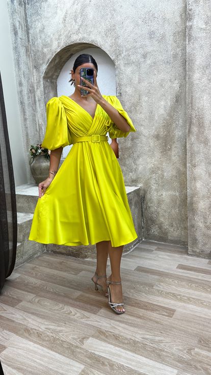 Green Double Breasted Neck Balloon Sleeve Evening Dress