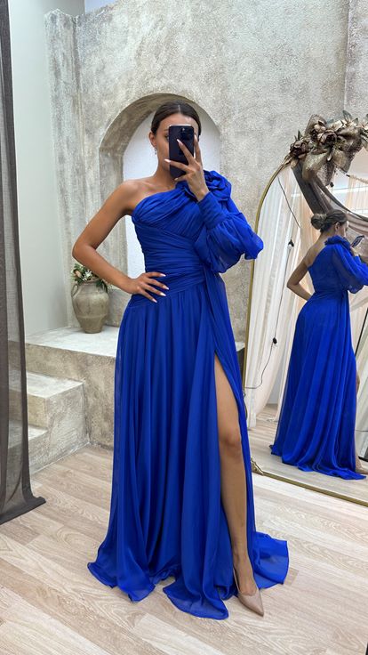 Saks One Shoulder Rose Detail Draped Design Chiffon Evening Dress