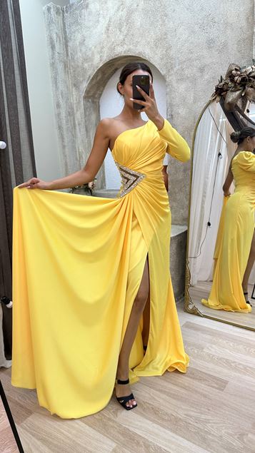 Sarı Tek Omuz Bel Detay Saten Abiye Elbise