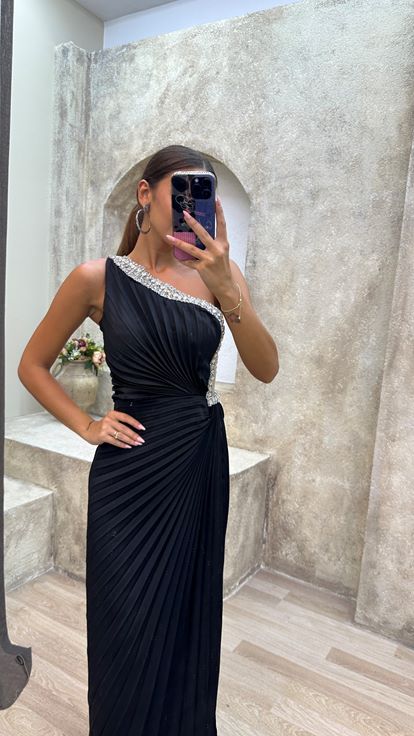 Black One Shoulder Pleated Stone Embroidery Detail Design Satin Evening Dress