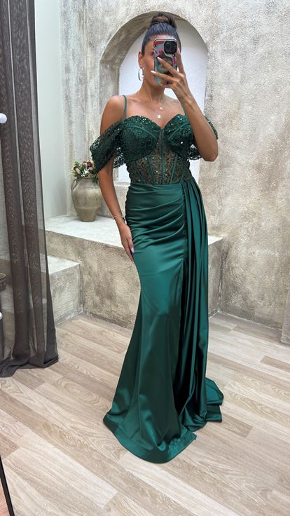 Zümrüt Transparan Detay Abiye Elbise