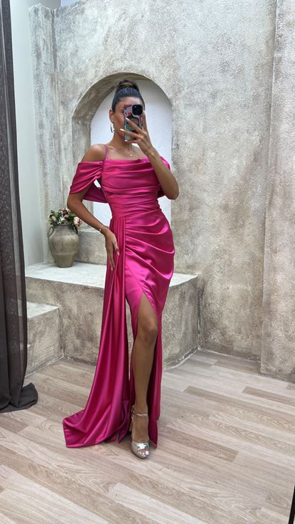 Vestido de noche con cordón de cuerda rosa