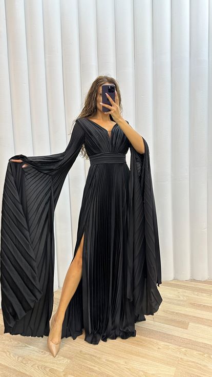 Siyah V Yaka Piliseli Hayalet Kol Abiye Elbise