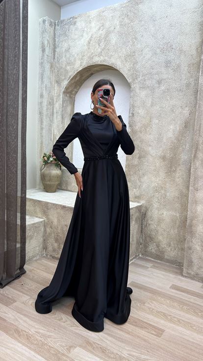 Black Waistband Embroidered Waist Satin Hijab Evening Dress