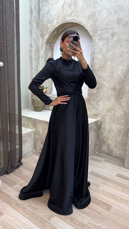 Black Waistband Embroidered Waist Satin Hijab Evening Dress