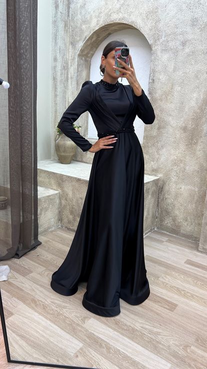 Black Waistband Embroidered Waist Satin Hijab Evening Dress