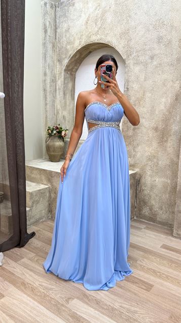 Blaues, trägerloses, besticktes Tüll-Abendkleid mit Taillendetails