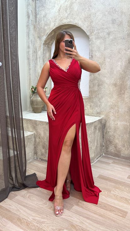Red V-Neck Back Detail Embroidered Design Evening Dress